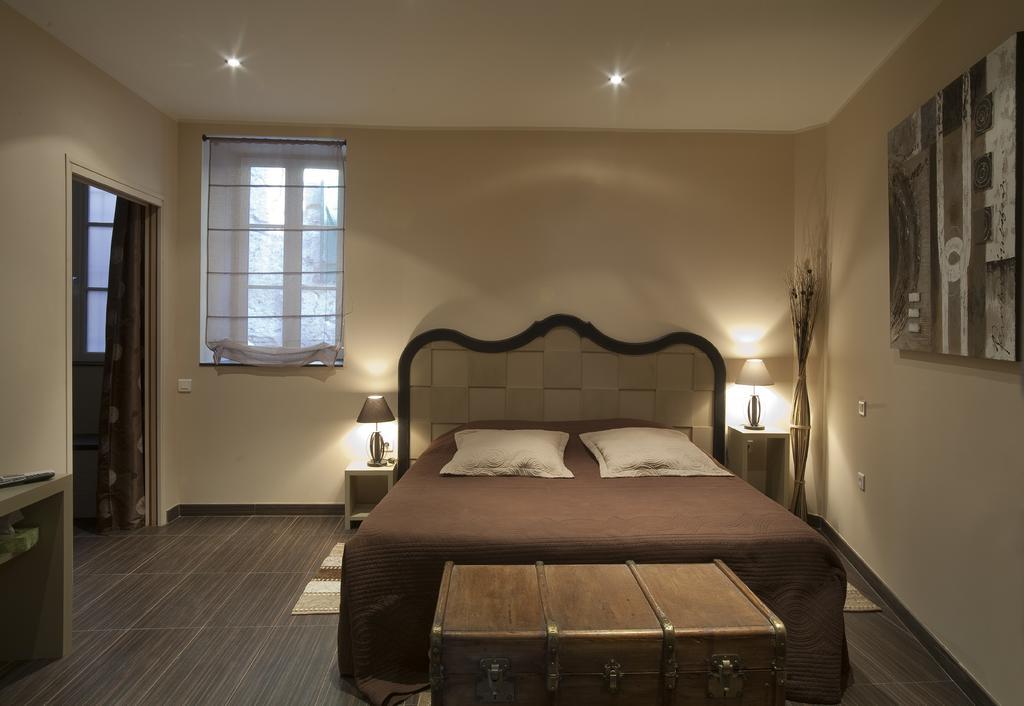 Bed & Breakfast Demeure Du Pareur Villeneuve-Minervois Екстериор снимка